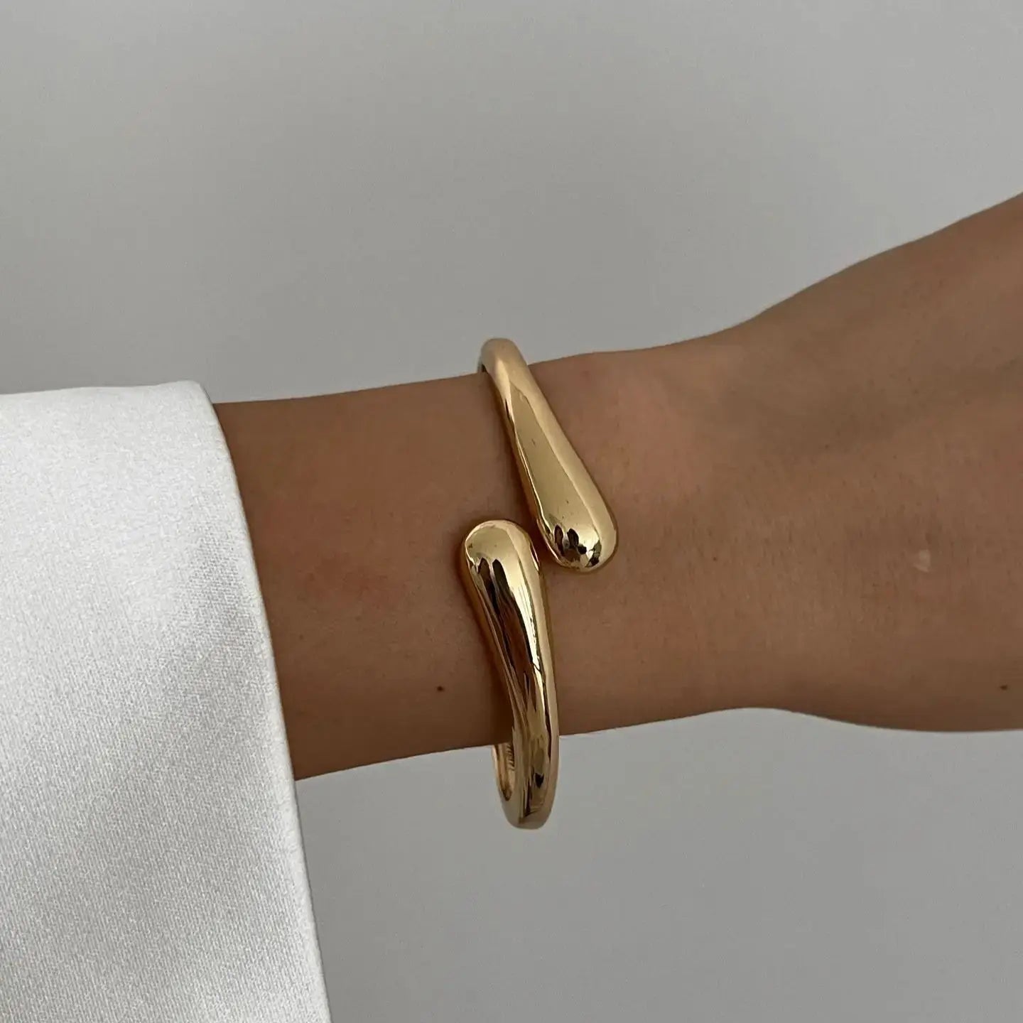 Spring Metal Bracelet