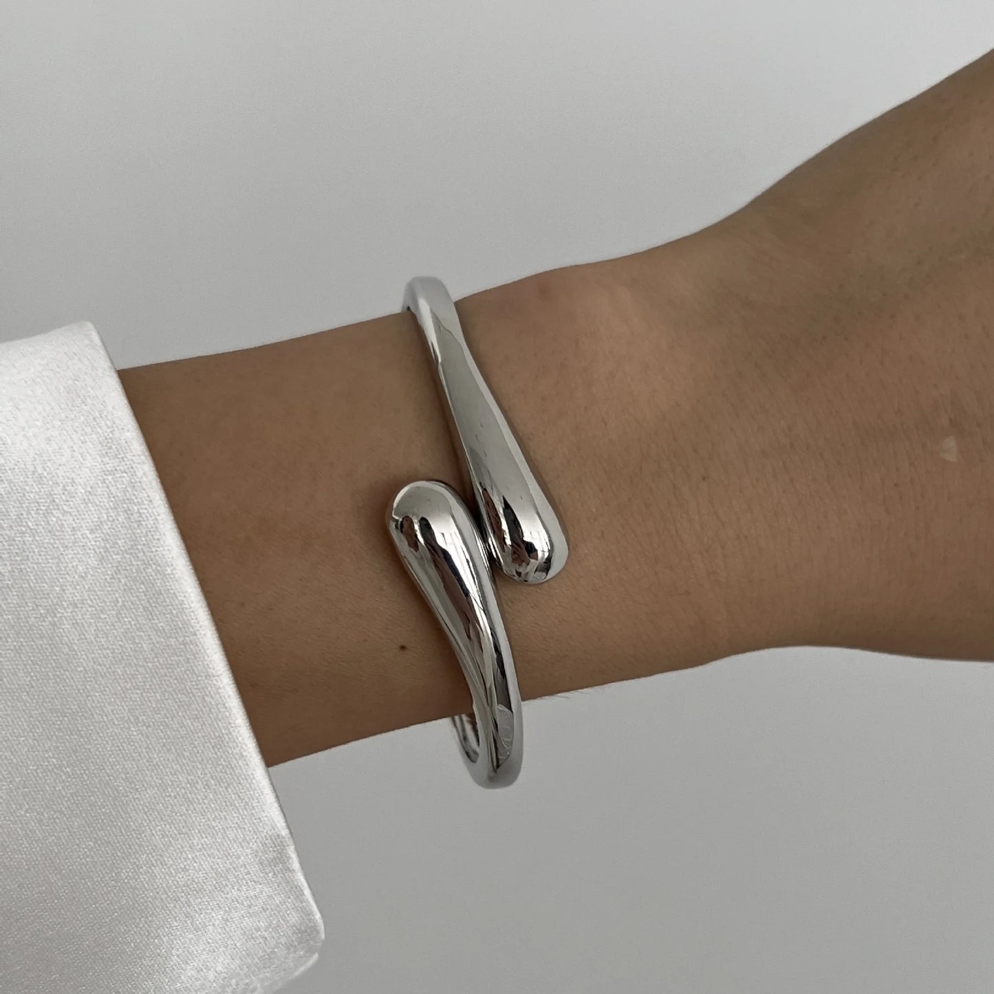 Spring Metal Bracelet